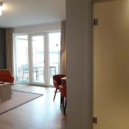 Komfort Trifft Idylle - Ferienwohnung Mit Seeblick
